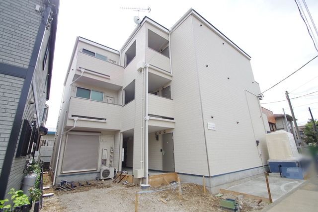 カインドネス鶴川の外観写真