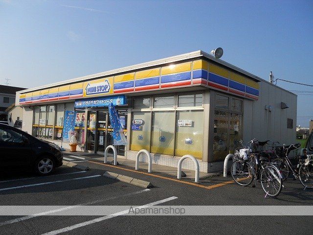 コンビニ　ミニストップ（コンビニ）まで918m