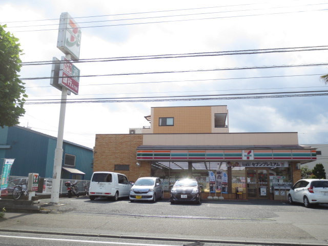 コンビニ　セブンイレブン厚木岡田４丁目店（コンビニ）まで261m
