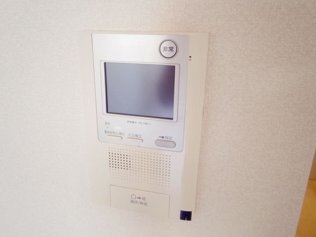 トイレ　★トイレは温水洗浄便座完備★
