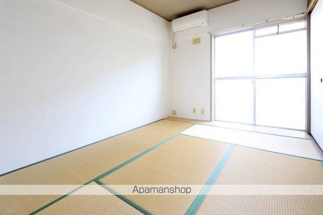 ＪＲ山陽本線 大道駅 徒歩14分 5階建 築46年の居間写真