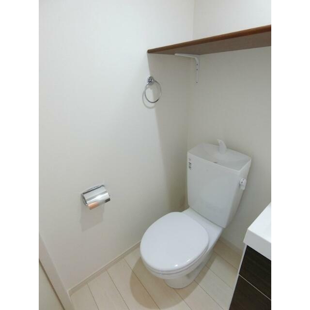 ハーミットクラブハウス新横菊名のトイレ写真