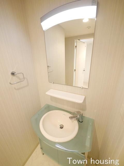 洗面設備　同物件別部屋写真