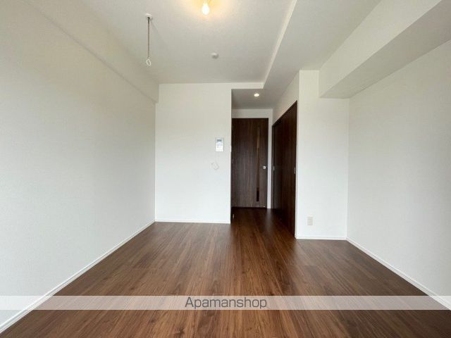 レジディア新御徒町IIの居間写真