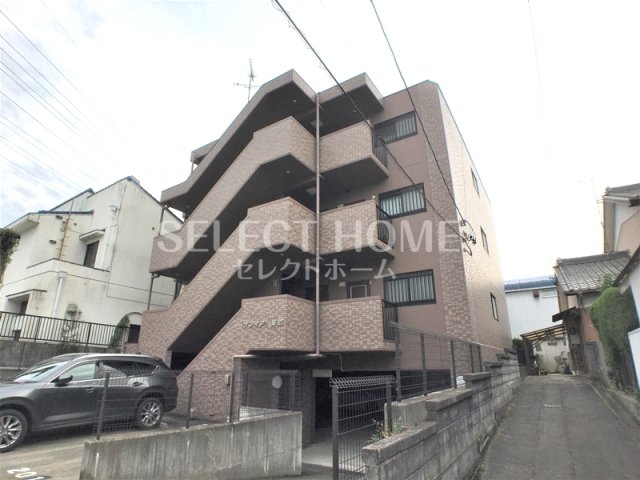 建物外観　落ち着いた雰囲気の外観です