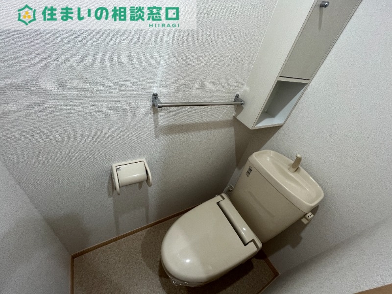 トイレ　同型