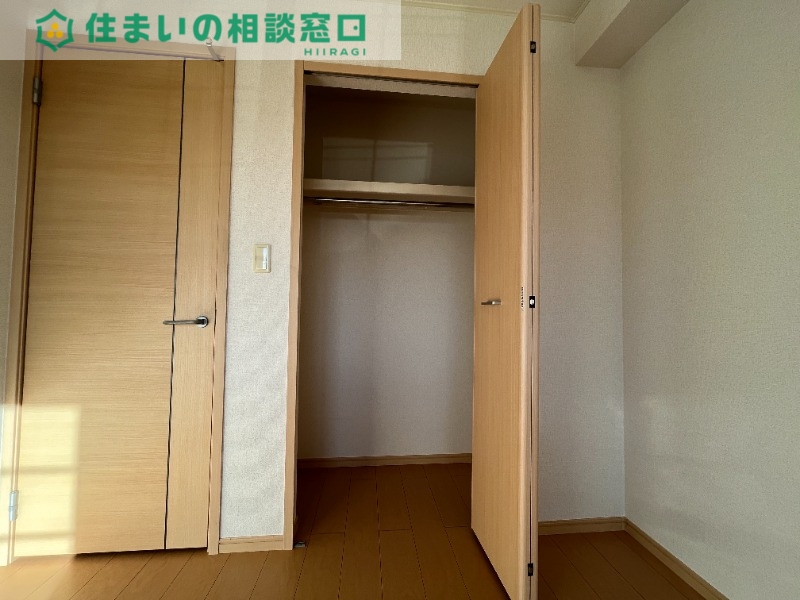 収納　同型