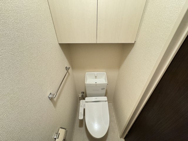 トイレ　シャワー付ＷＣです。