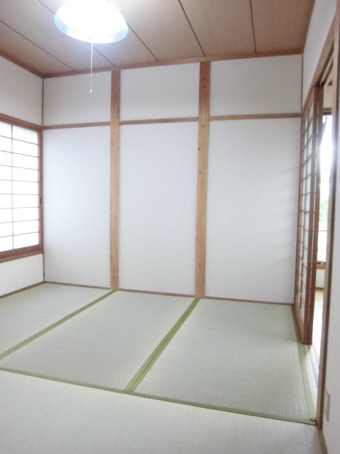 漆原借家の内装写真