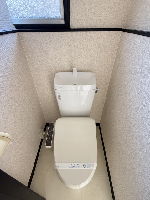 スカイヒルズ中山北町のトイレ写真