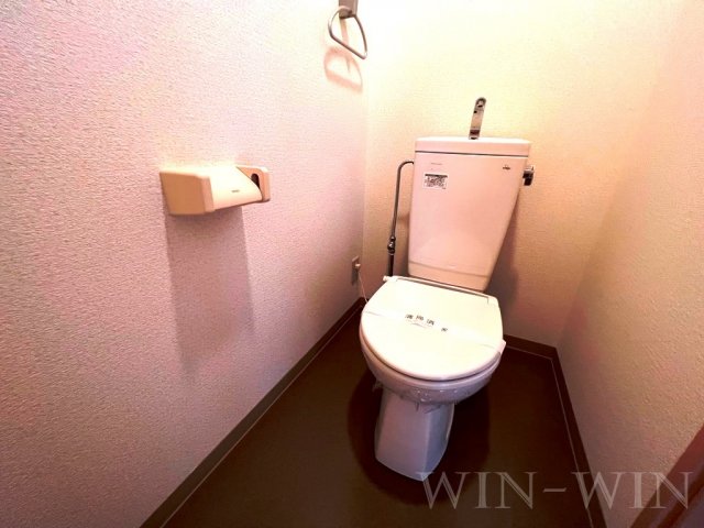 トイレ　イメージ（同建物内別部屋の写真です）