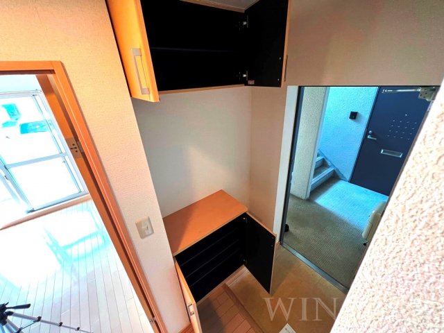 玄関　イメージ（同建物内別部屋の写真です）