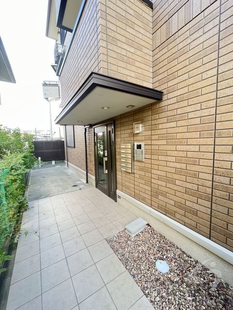 大阪モノレール本線 沢良宜駅 徒歩17分 3階建 築14年の外観写真