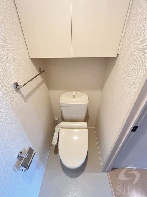 大阪モノレール本線 沢良宜駅 徒歩17分 3階建 築14年のトイレ写真