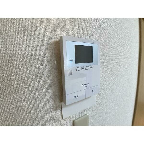 セキュリティ　モニター付きインターホン完備で安心♪