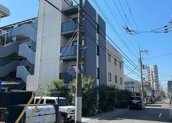 小田急線 町田駅 徒歩13分 築8年