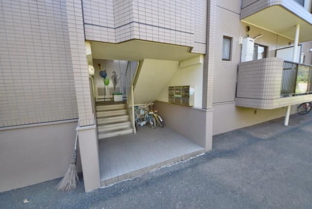 エントランス　ダイヤル式集合ポスト