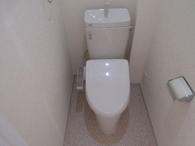 フォレスト青山D棟のトイレ写真