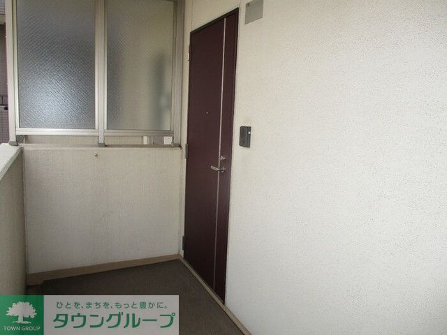 キャトルセゾン都賀の玄関写真