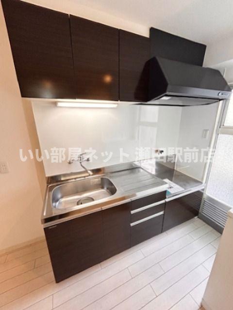キッチン　※同建物内の別室写真となります