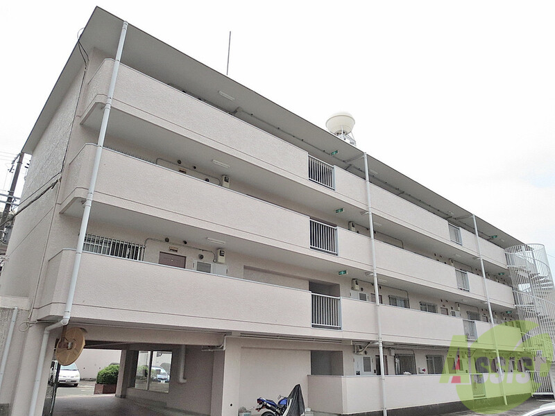 建物外観　豊中市寺内【テラジハイツ２号館】