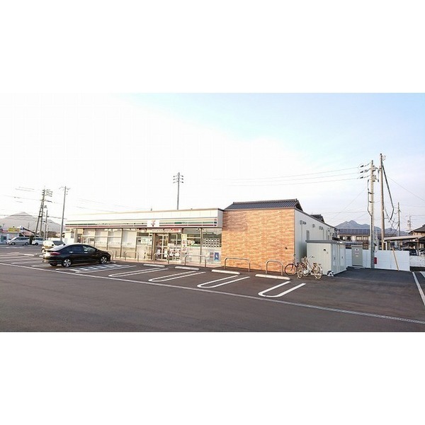 コンビニ　セブンイレブン防府桑南店（コンビニ）まで700m