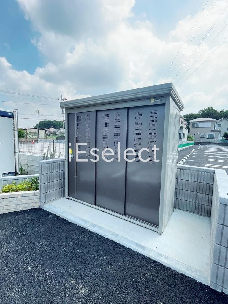 その他共有部分　専用のごみ置き場でごみ捨てらくちん♪