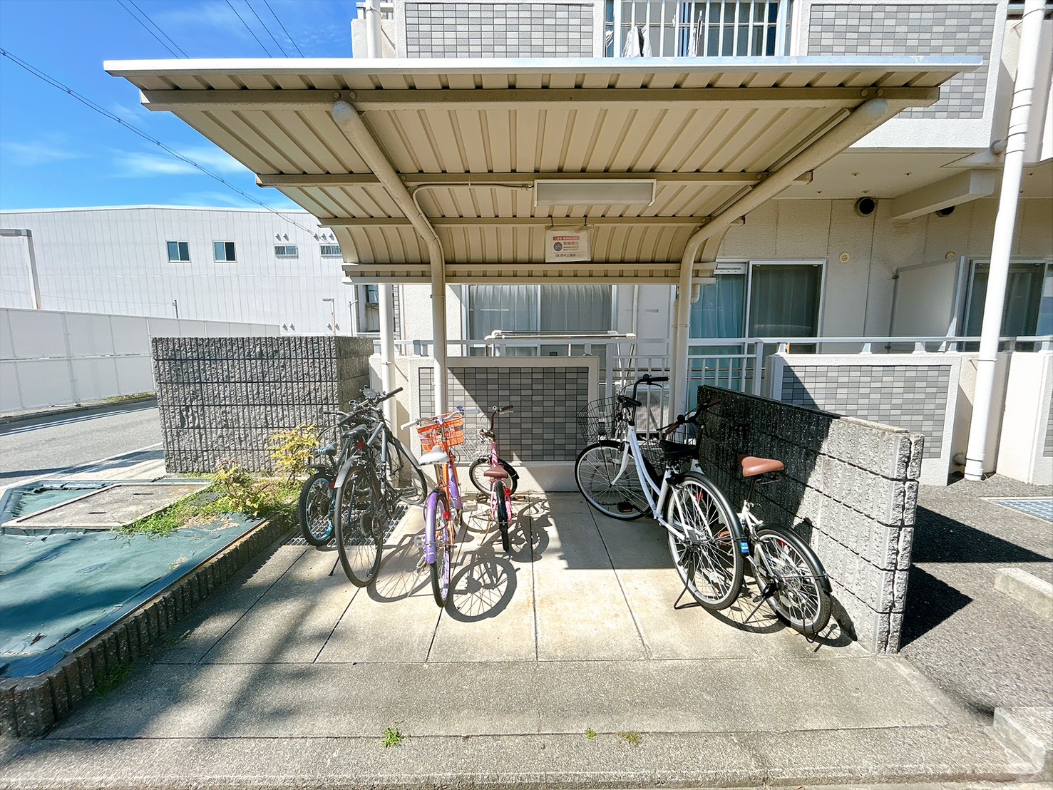 南海本線 泉大津駅 徒歩7分 4階建 築31年の外観写真