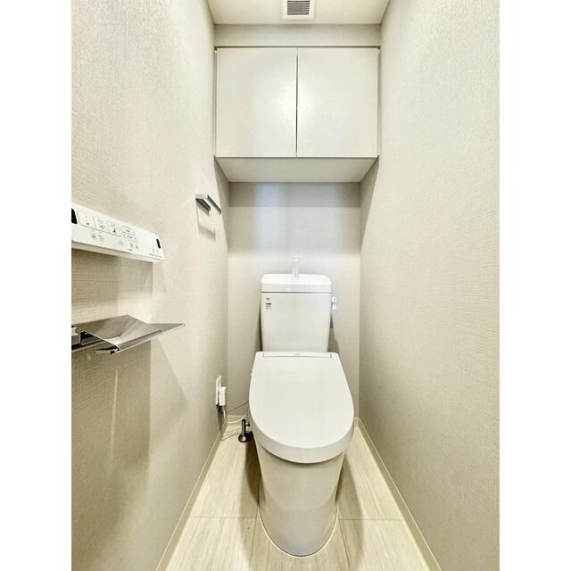 シーズンフラッツ東十条のトイレ写真