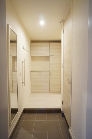 Casaカトレアの玄関写真