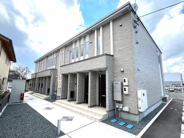 建物外観　外観写真（昼）