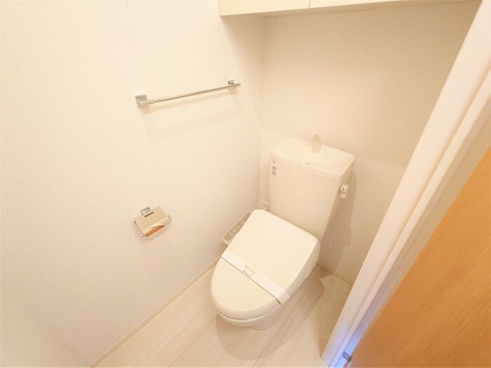 プルミエール柴崎のトイレ写真