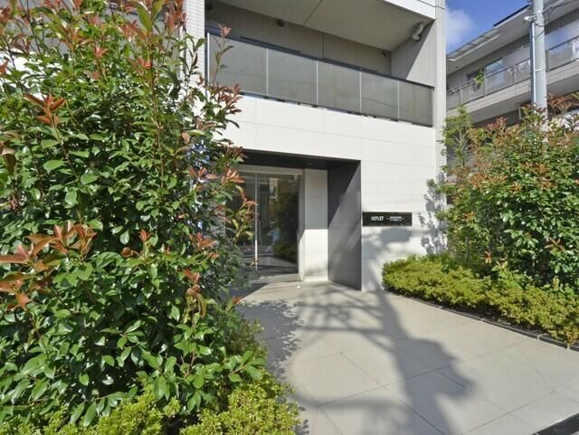 エントランス　共用部分も大変綺麗★