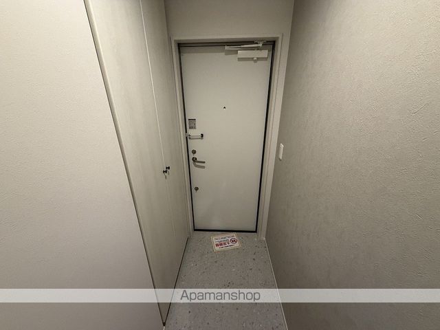 阪急宝塚線 蛍池駅 徒歩9分 3階建 築1年の玄関写真