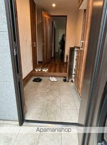 原宿南2丁目戸建ての玄関写真