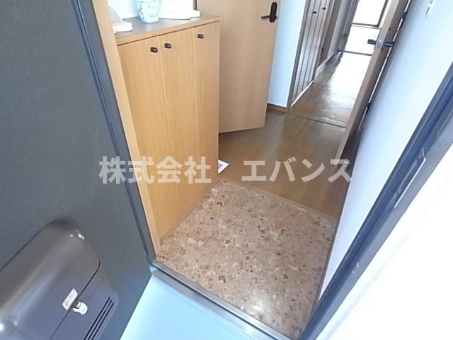 玄関　シンプルで使いやすい玄関です