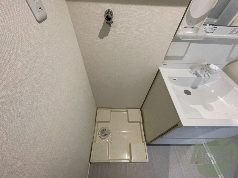 その他設備　洗濯機置場は室内にあるのでもちろんいつでも洗濯できます。