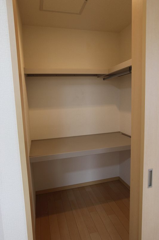 収納　ウォークインクローゼット