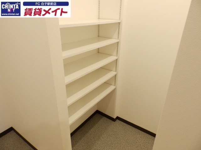 収納　反転タイプ参考写真