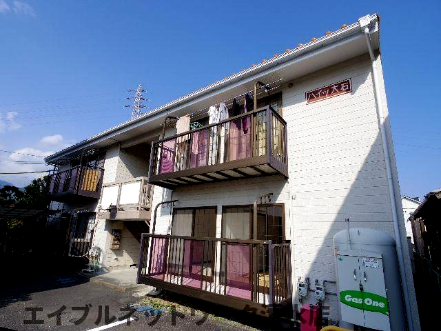 静岡市清水区天王東のアパートの建物外観