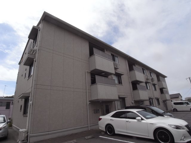 神戸市垂水区塩屋台のアパートの建物外観