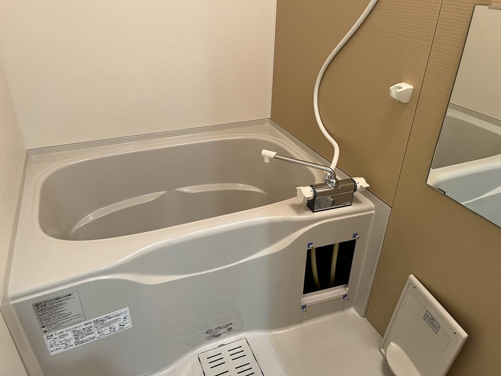 バス・シャワールーム　※同タイプ同モデルの写真を使用