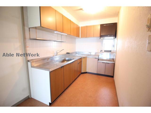 キッチン　同タイプのお部屋