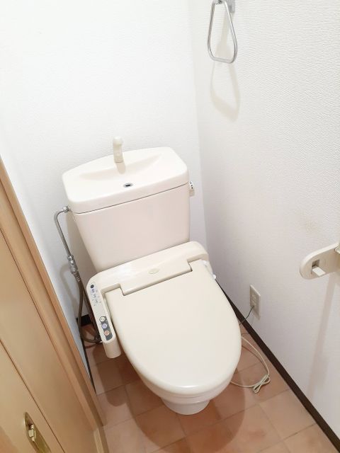 【エクセレンテのトイレ】