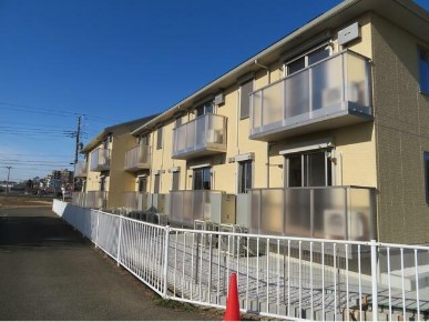 神奈川県横浜市緑区西八朔町（アパート）の賃貸物件の外観