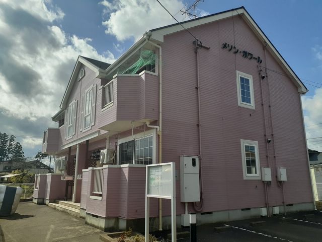 角田市佐倉のアパートの建物外観