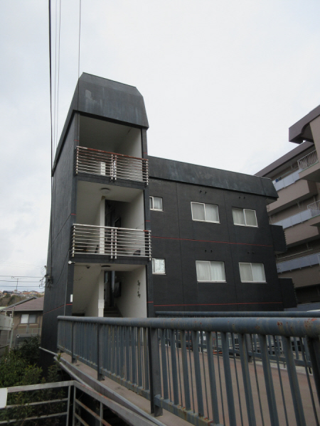 フォルテ鈴蘭台の外観