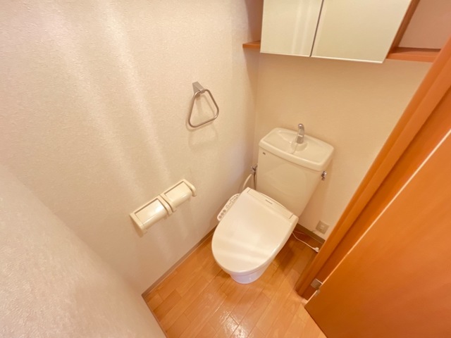 【八王子市鑓水のマンションのトイレ】