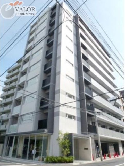 横浜市神奈川区反町のマンションの建物外観