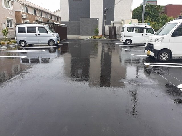 【香芝市五位堂のアパートの駐車場】